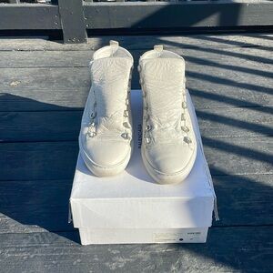 White Balenciaga Arenas